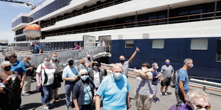 Volvieron los cruceros al Puerto Buenos Aires