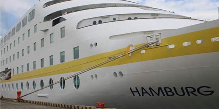 confunden África con Asia y habilitan crucero de Cabo Verde