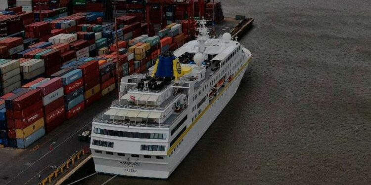 permitieron el desembarque de los pasajeros