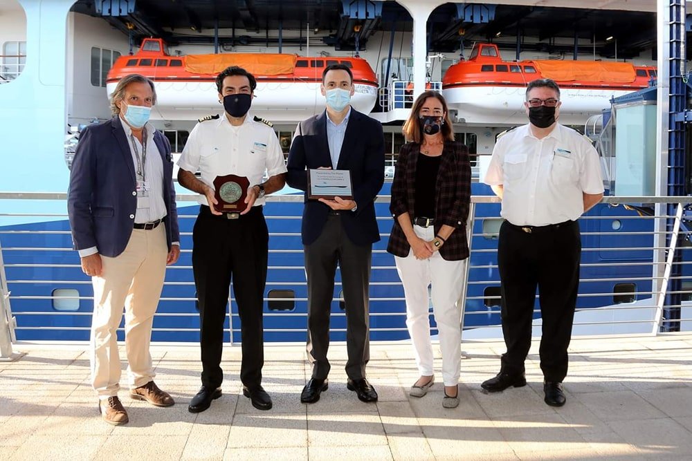 Entrega metopa puerto de Bilbao