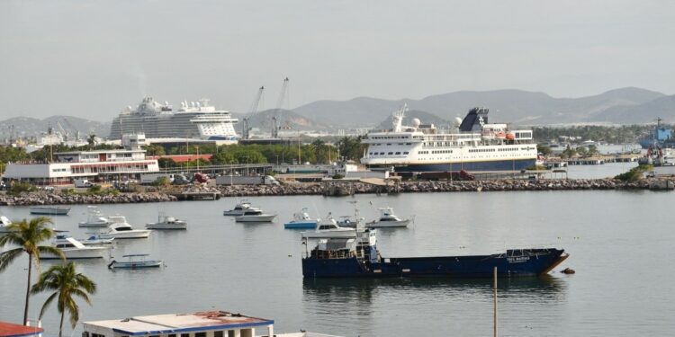 API de Mazatlán planea nueva terminal de cruceros y dragado