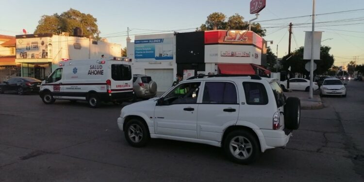 Accidente en peligroso crucero deja tres lesionados en LM