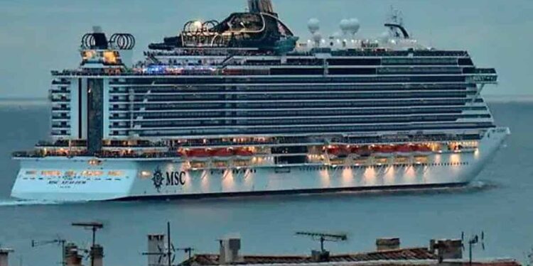 Adolescente de 15 años cae de crucero y muere