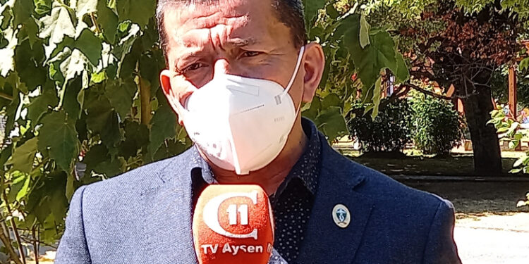 Alcalde Uribe pide a Salud extremar medidas por llegada de crucero a Puerto Chacabuco