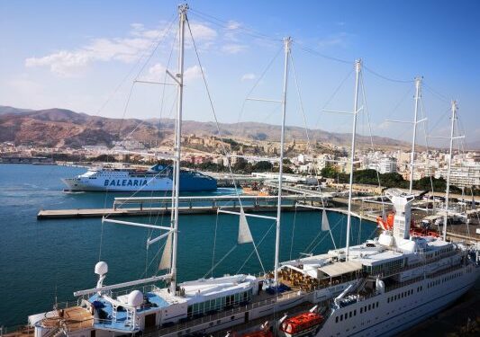 Almería busca presentarse como destino atractivo para cruceros