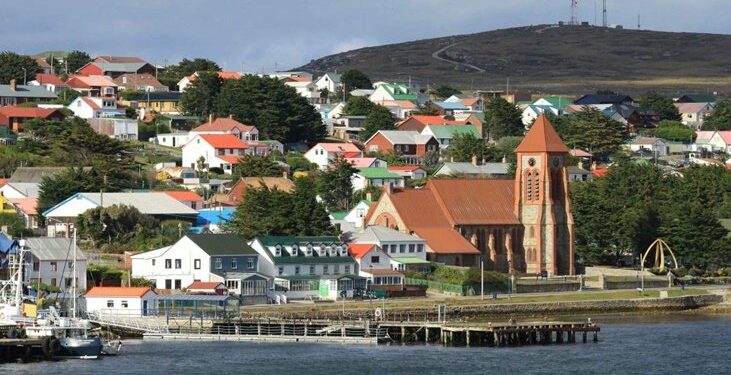 Argentina ofrece viajes aéreos a residentes de las Islas Malvinas