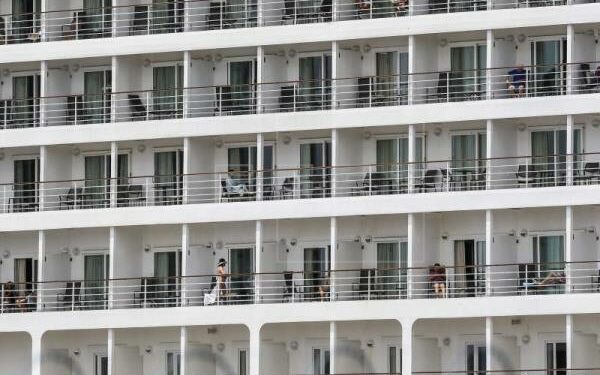 Autoridades brasileñas reportan un brote de 146 casos de covid en dos cruceros