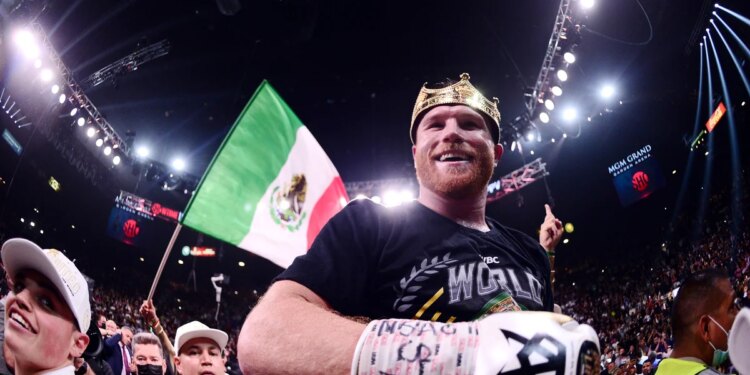 Canelo Álvarez contó cómo se enteró de su incursión en peso crucero: “No sabía al respecto”