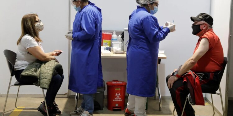 Colombia registra 2.077 nuevos casos de covid este 5 de diciembre