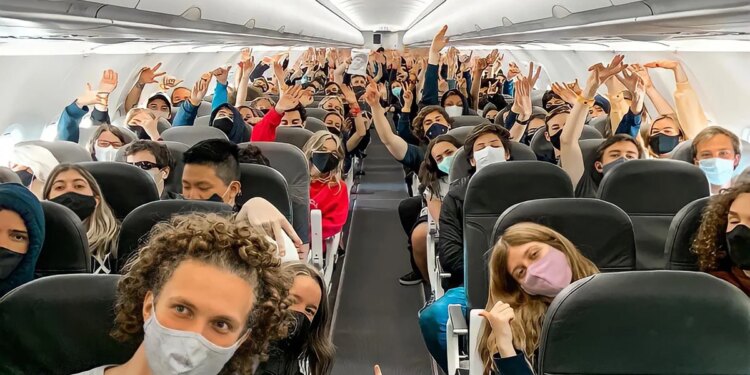 Cómo inscribirse para los viajes de egresados gratis que ofrece el Gobierno bonaerense