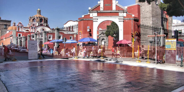 Concluyen trabajos de dignificación del crucero de la calle 4 Oriente-Poniente en el Centro Histórico