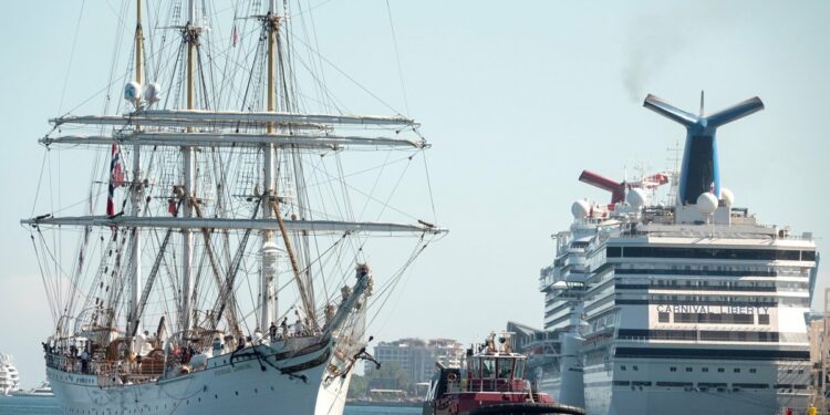 &iquest;Cu&aacute;les son los cruceros que han salido de Florida y fueron afectados por brotes de Covid-19?