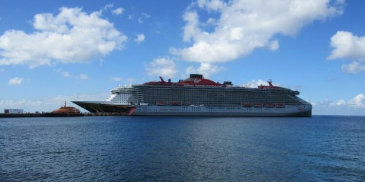 Cozumel rompe récord con el arribo de siete cruceros en un día