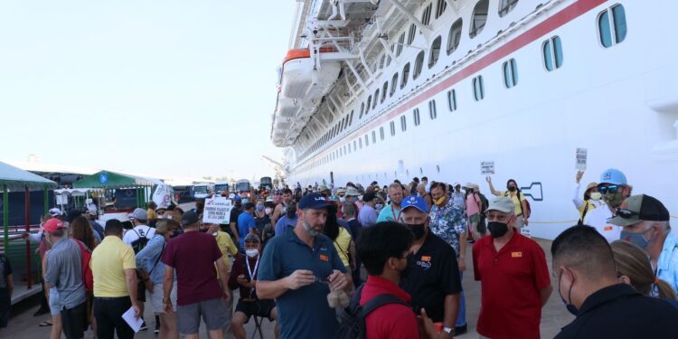 Cruceristas, aprendiendo a navegar con el COVID-19