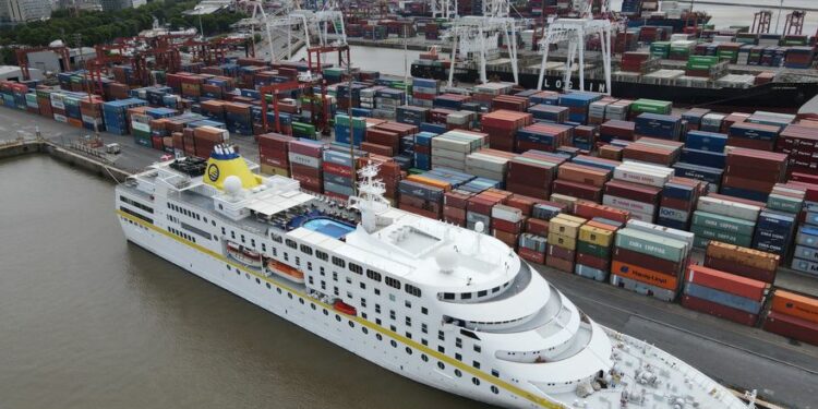 Crucero Hamburg: La tripulante dio negativo de coronavirus