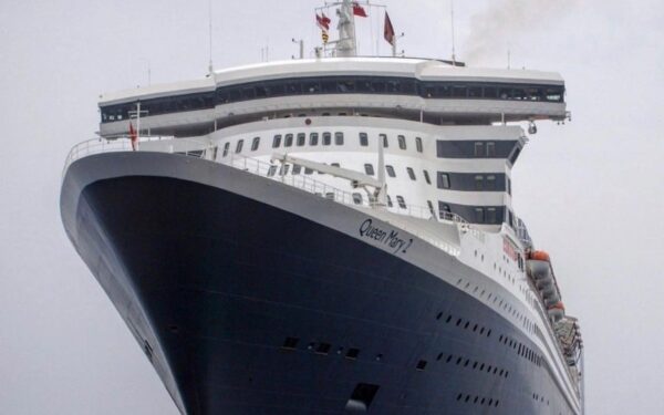 Cunard mantiene viajes desde Nueva York tras paso del Queen Mary 2 con casos de Covid