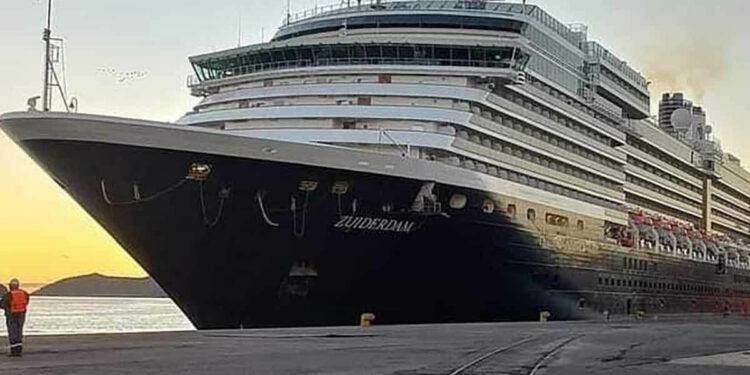Desembarcan en Guaymas pasajeros de crucero donde hay 19 contagiados de covid