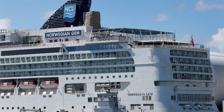 Detectan 10 casos de covid en crucero de EE.UU. con miles de pasajeros que recorrió Honduras, Belice y México