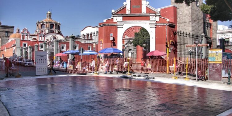 Avenida 4 Oriente-Poniente