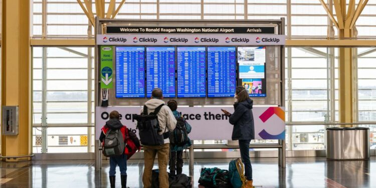 EU cancela más de 2 mil 800 vuelos en Navidad – El Financiero