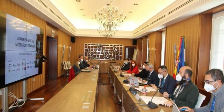 El Puerto de Motril centrará su plan de actuación en 2022 en logística, mercancías y cruceros