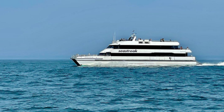 El ferry más grande de EEUU comienza sus viajes entre Nueva York y Nueva Jersey | Univision 41 Nueva York WXTV