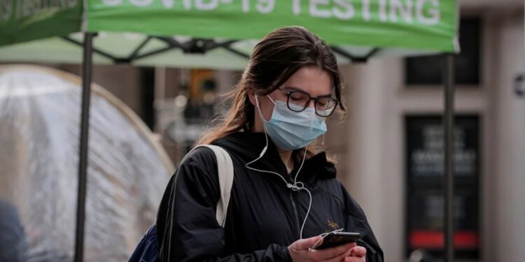 El primer caso de ómicron en EEUU se suma a la alarma mundial por la variante