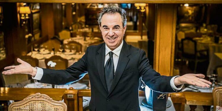 “El restaurante es el cielo, y yo soy su san Pedro”