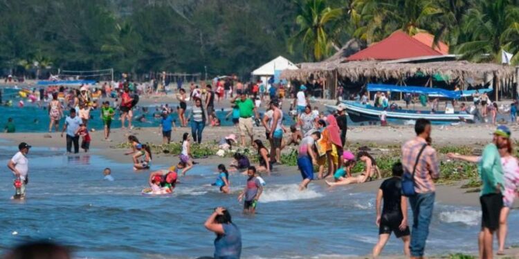 Estudio describe qué motivó a hondureños a viajar mucho aún en pandemia