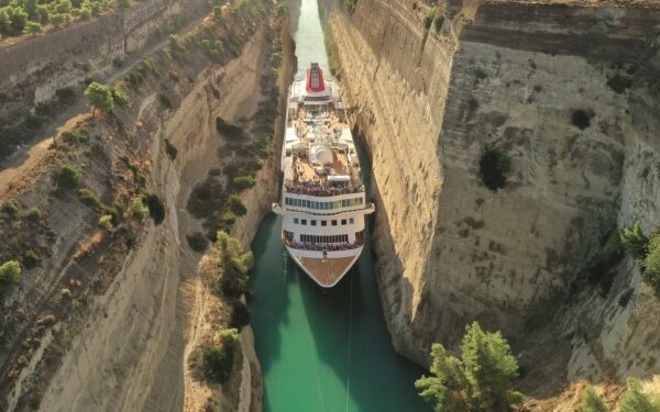 Fred. Olsen programa nuevo paso del Braemar por Canal de Corinto en 2023