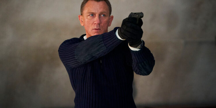 James Bond está vivo de milagro: Mantiene 59 relaciones sexuales sin protección y solo se lava las manos dos veces en toda la saga - Noticias de cine