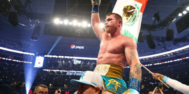 Johnny Nelson advirtió a Canelo Álvarez por el peso crucero