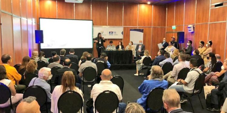 La Nación / Paraguay presenta oferta turística