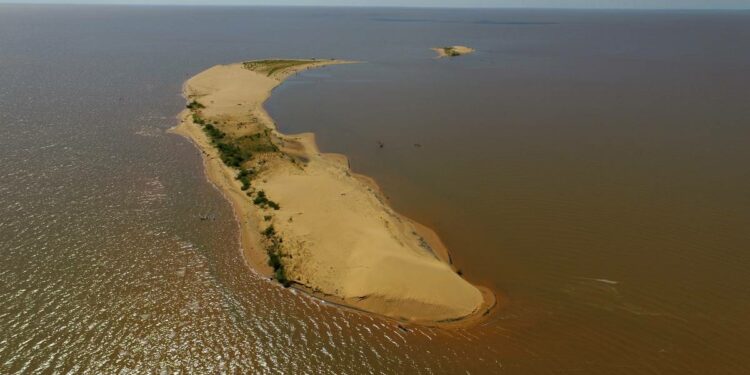 La Nación / Priorizan recuperación de las dunas de San Cosme y Damián