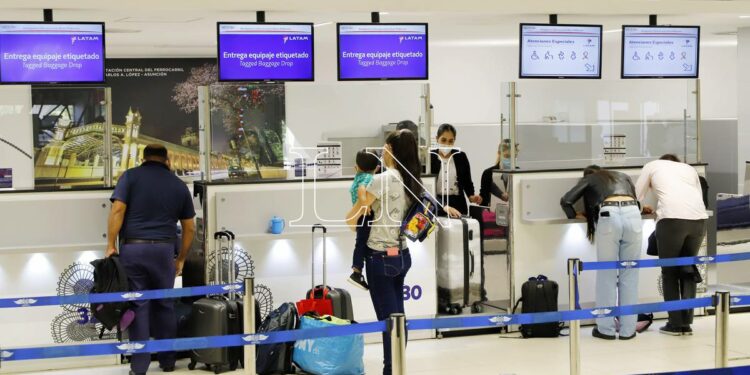 La Nación / Viajes no son cancelados por ómicron y en el 2021 repuntaron las ventas, señalan