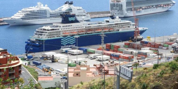La Palma prevé 66 escalas de cruceros hasta febrero con 94.000 pasajeros, un 8% menos