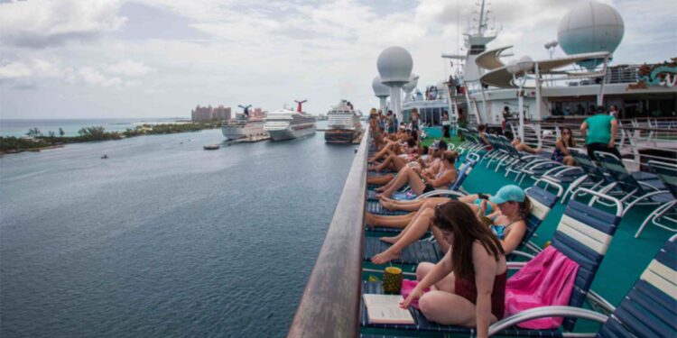 La inolvidable experiencia de celebrar los 15 en un crucero – La Brújula 24