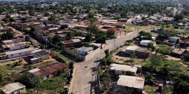 La migración a EEUU vacía la alguna vez floreciente capital petrolera de Venezuela