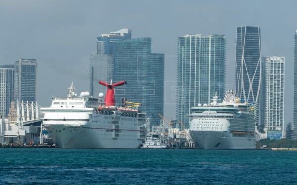 Los cruceros, bajo la lupa de EE.UU. tras la erupción de la covid-19 por ómicron