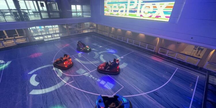 Carros chocones en el Royal Caribbean Odyssey of the Seas. (Gregorio Mayí/Especial GFR Media)