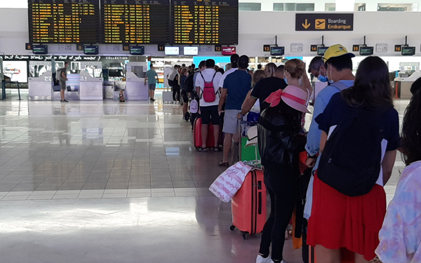 Los viajes, instalados en el caos y la incertidumbre | Noticias de Aerolíneas, rss1