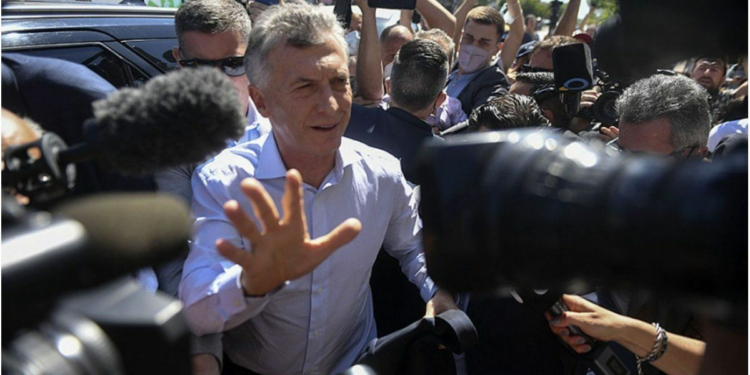 Macri brindó tras los regalos de Comodoro Py
