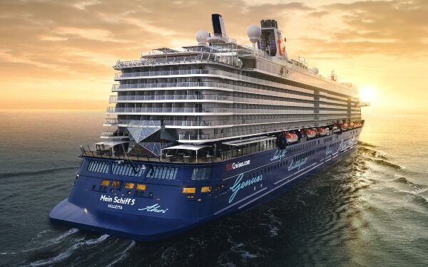Mein Schiff 6 hace primera escala en Qatar