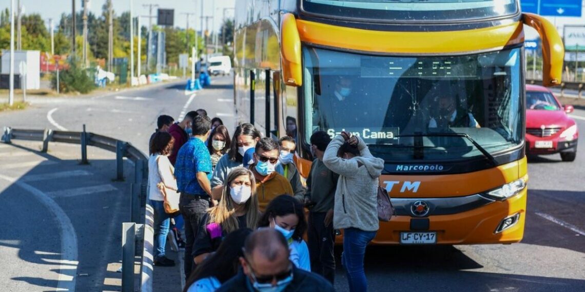 Navidad 2021 viajes interregionales ¿Necesito Pase de Movilidad para viajar en Chile a otra región en navidad?