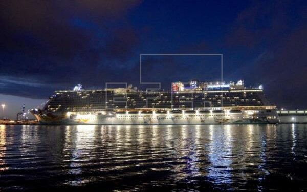 Norwegian y Panamá firman acuerdo de dos años para viajes al Canal de Panamá