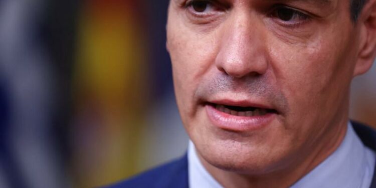 Pedro Sánchez convoca a los líderes autonómicos para decidir nuevas medidas contra la COVID