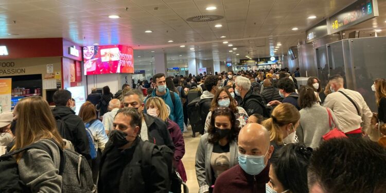 "Por catálogo somos 900 agentes, pero realmente hay 600"