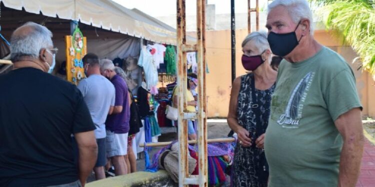 Progreso: Comerciantes temen de la nueva variante ómicron con el arribo de cruceros al puerto
