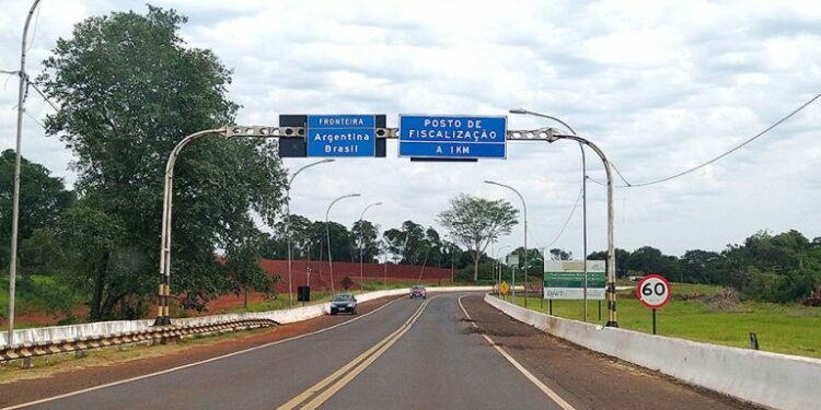 Prórroga de cierre terrestre en Brasil puso en alerta a las agencias de viajes