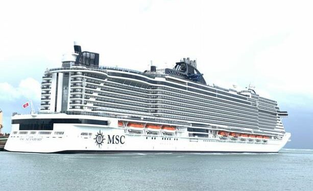 Puerto Plata recibe con entusiasmo primer crucero en Taíno Bay
